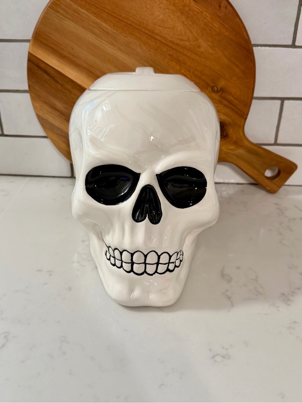 Target 2008 White and Black Ceramic Skull Cookie Jar